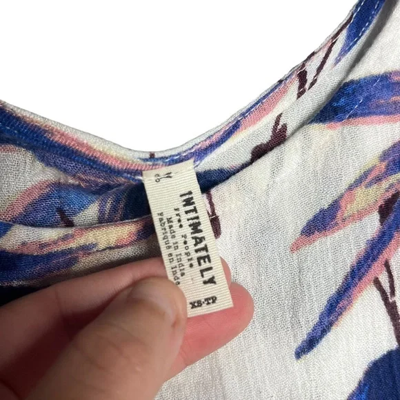 Intimiately Free People Simone Women’s Tank Top Size XS Surplice Tropical Floral - Picture 3 of 6